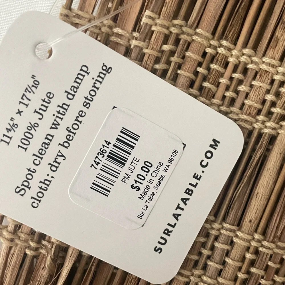 NWT Sur La Table Jute Placemat (1)